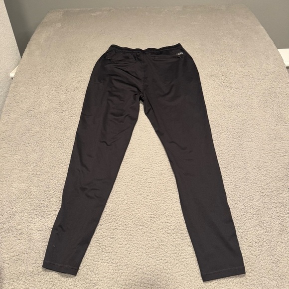 Vuori Men's Sunday Performance Jogger #V4020 Color Black Size Small - Picture 2 of 14